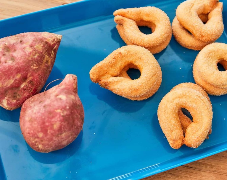 Fried cuban boniato buñuelos