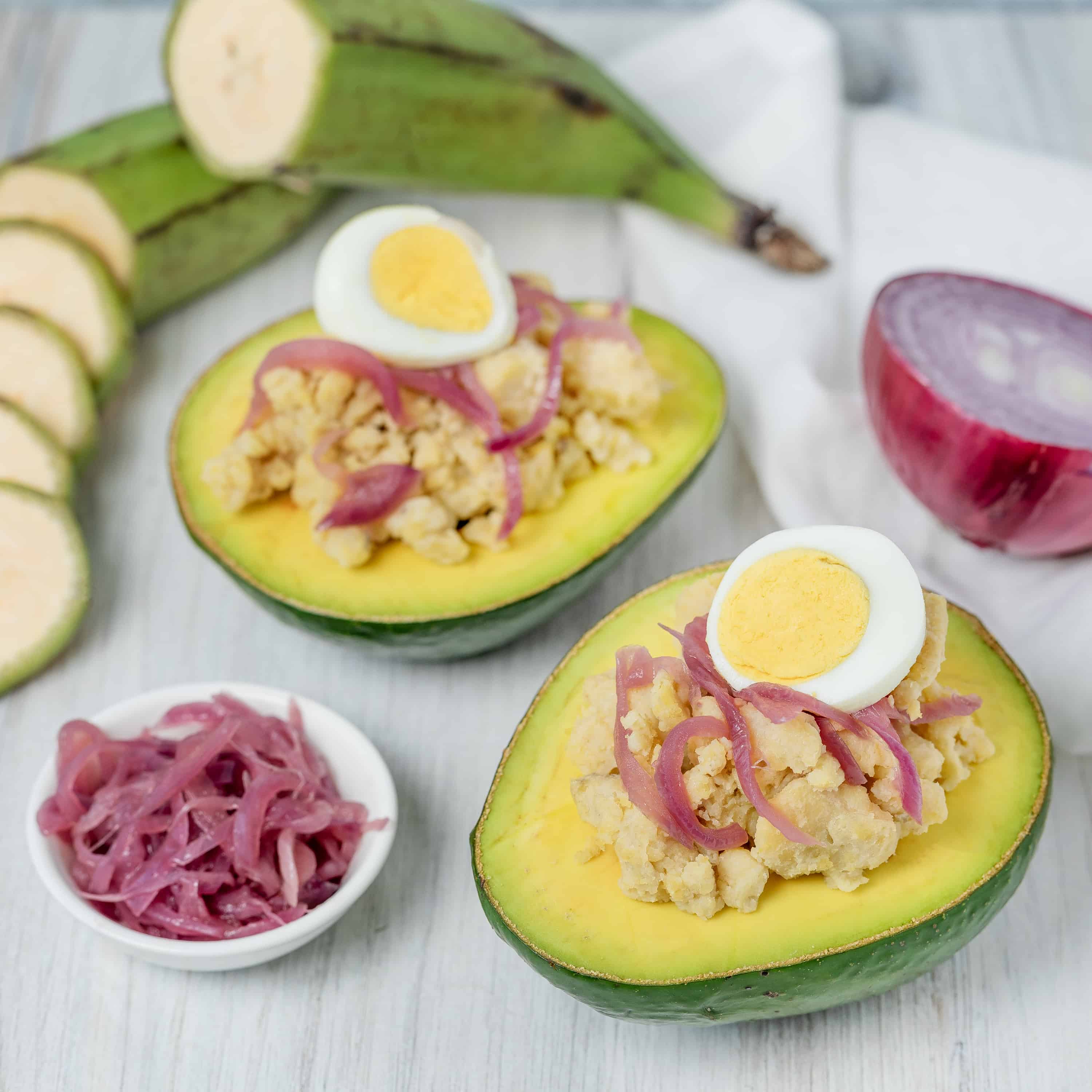 Mangu Con Avocado