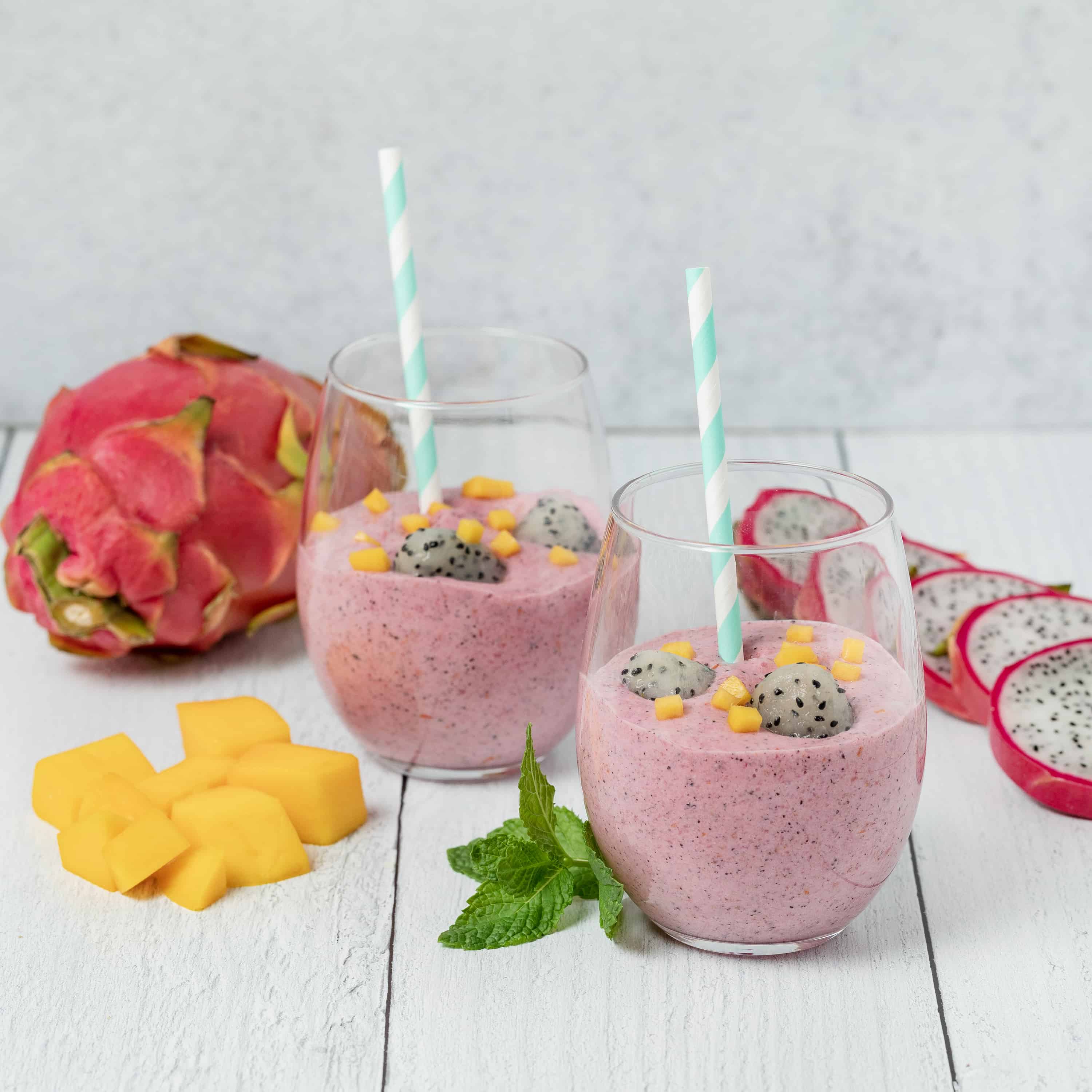 Tropical Dragon Fruit Smoothie