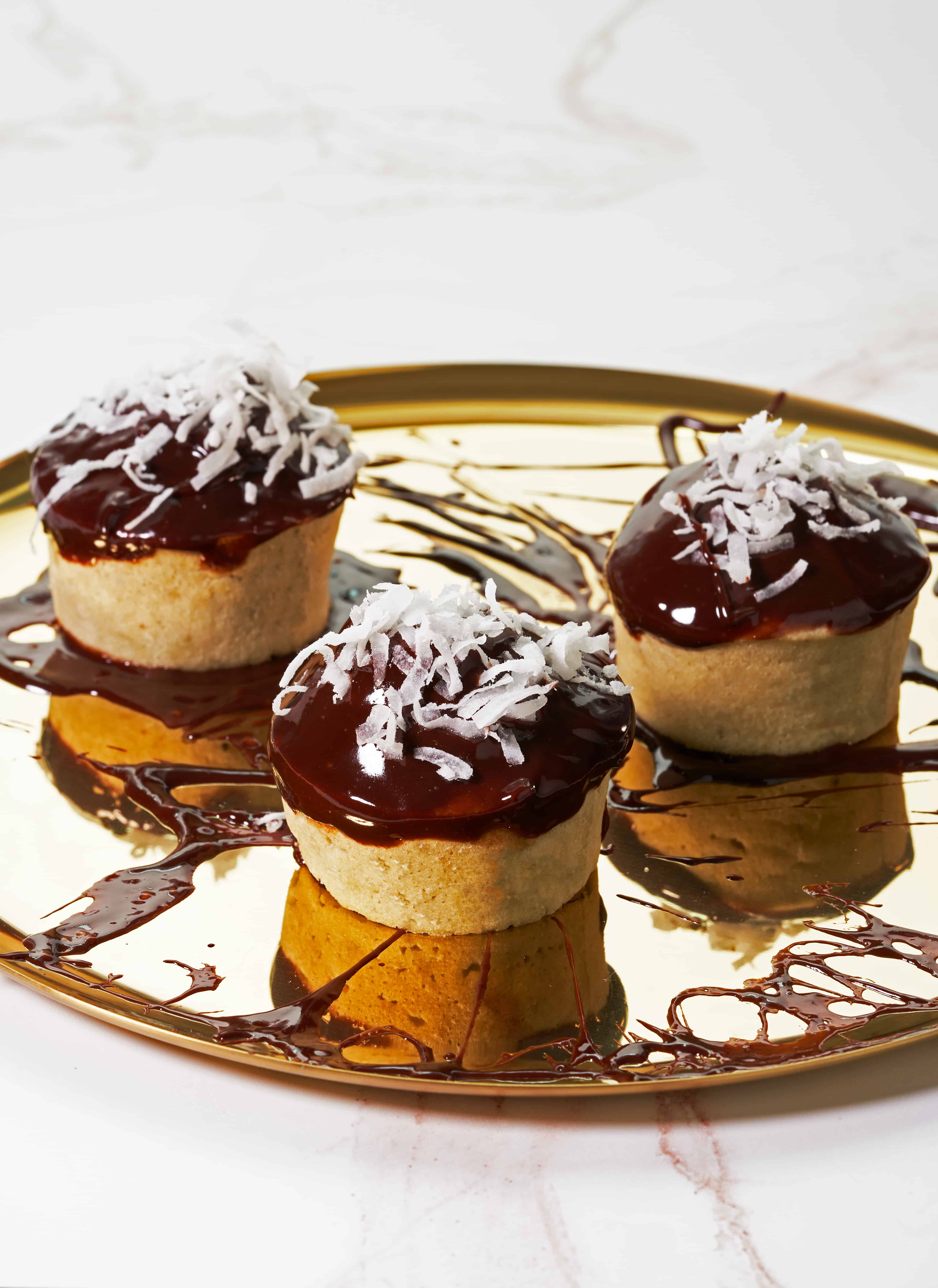 Yellow Yam Muffins with Chocolate